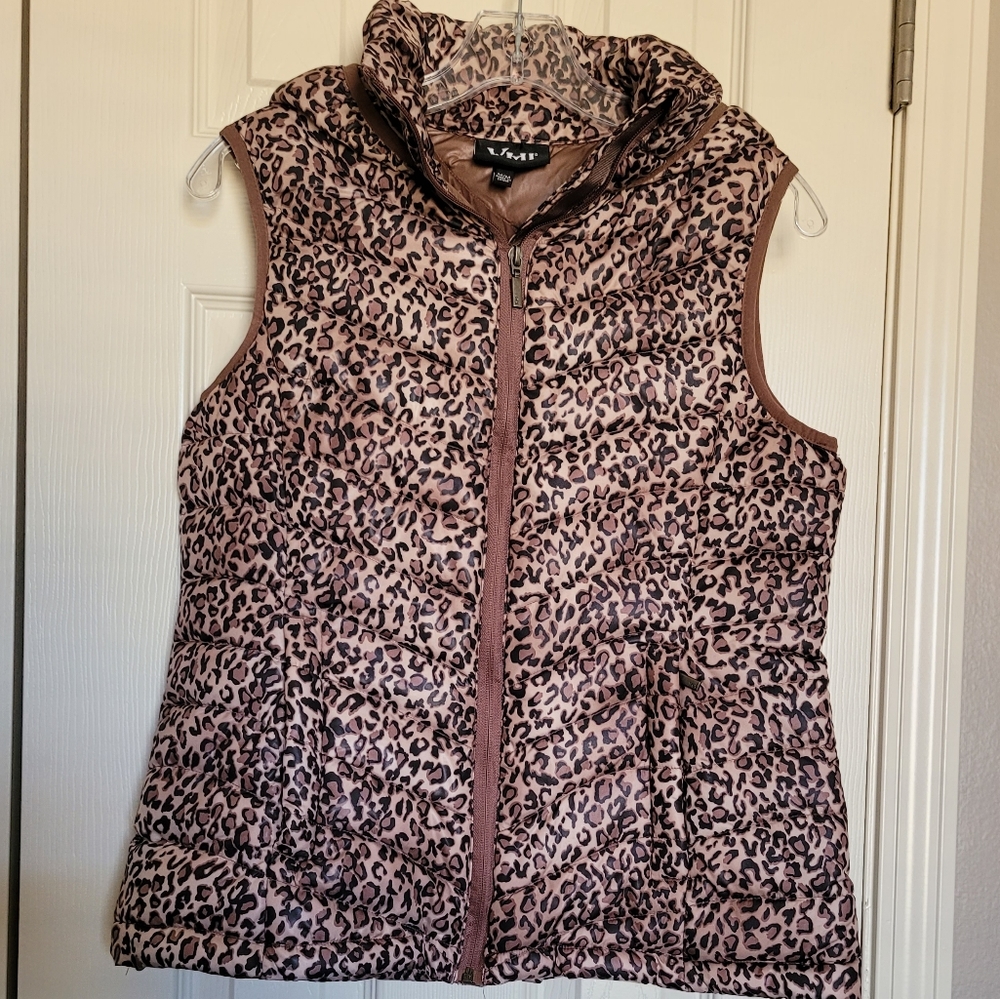 YMI Leopard Print Hooded Puffer Vest, Brown, Beige, Black, Sz M